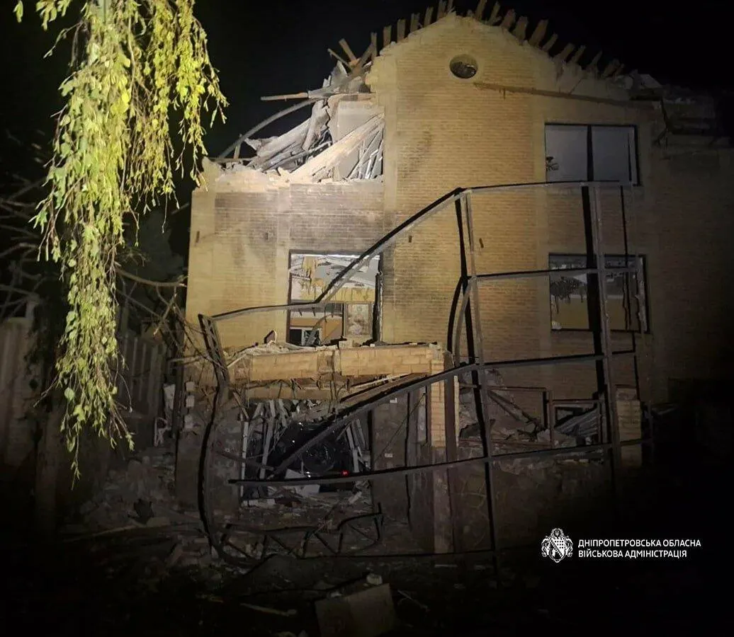 Ніч атак на Дніпропетровщину: восьмеро поранених, збито 24 дрони