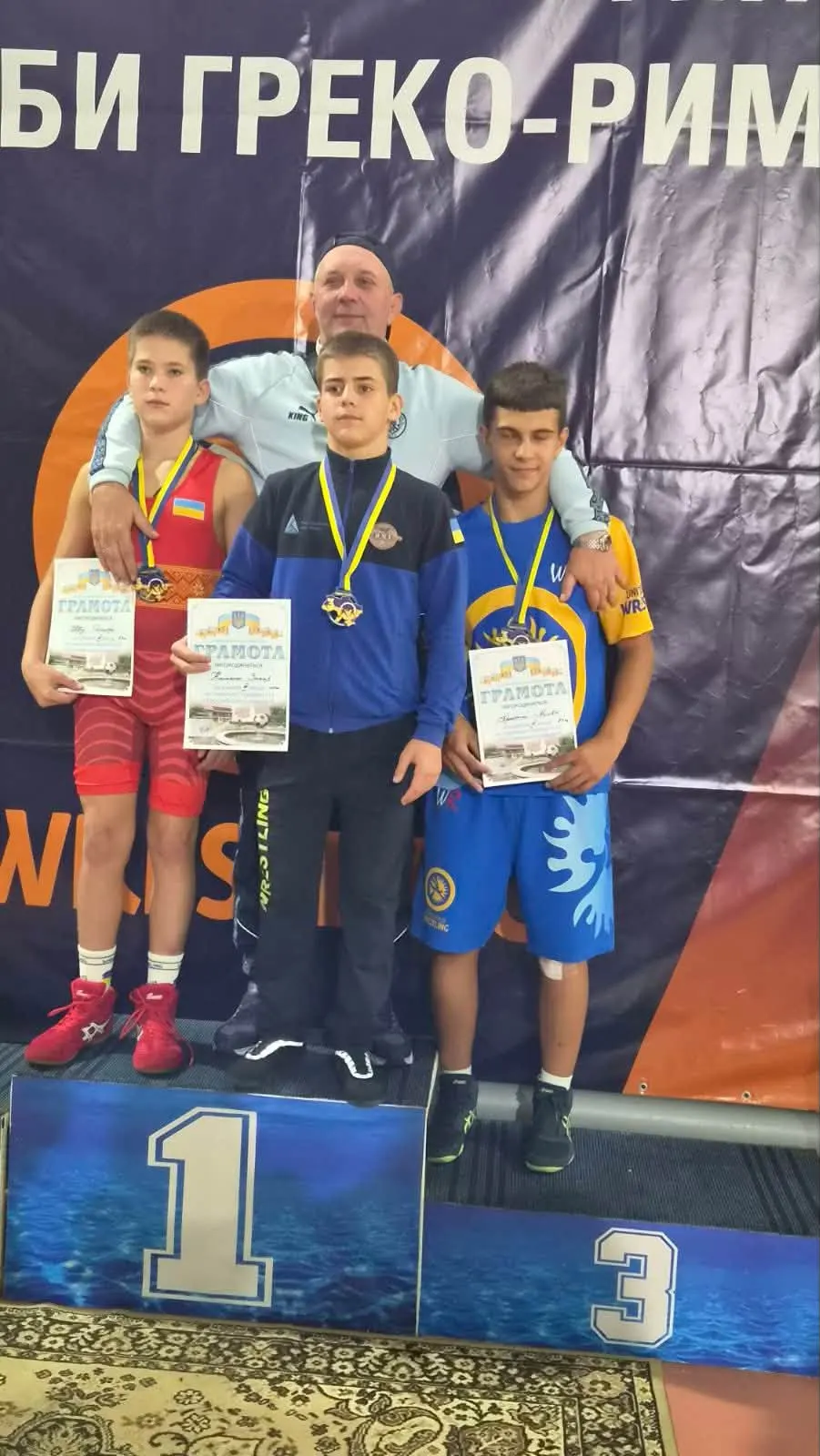 Юні черкаські борці привезли три бронзи з чемпіонату України