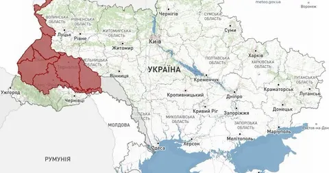 Річки на заході України стрімко міліють: оголошено III рівень небезпеки