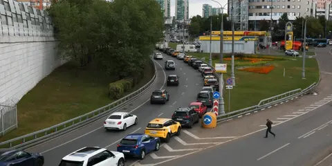 Індійський бензин застряг у Мурманську: чому Росія не поспішає його продавати