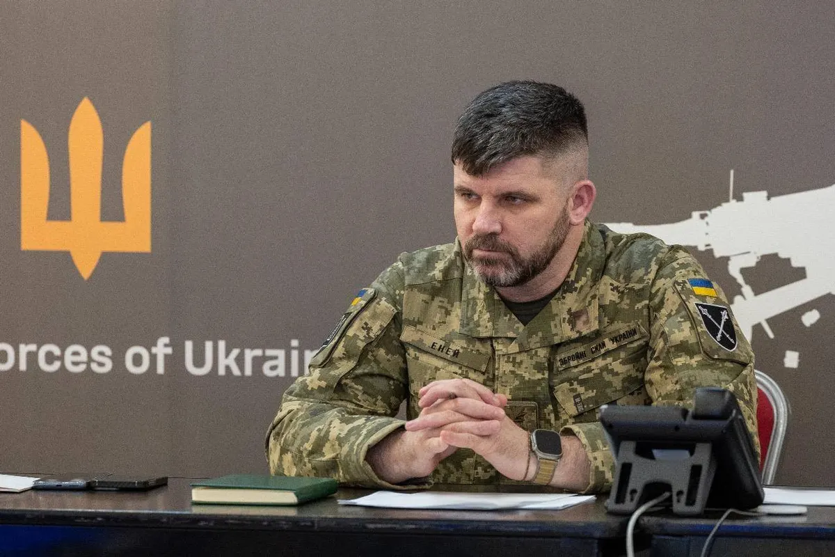 Зеленський присвоїв звання Героя України ексначальнику Генштабу Гнатову